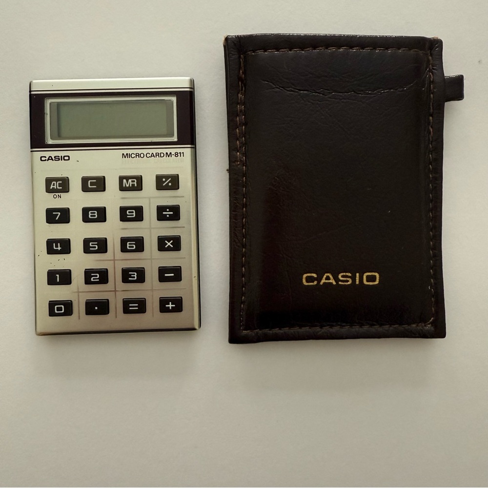 Casio Micro Card M-811 Calculator - Black and Silver with Case